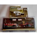 CHASE CAR Busted Knuckle Garage 1982 GMC K-2500 Sierra Grande Car Trailer - Hitch & Tow 25 1/64 Greenlight - 32250 BGR