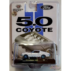 CHASE CAR Detroit Muscle 1968 Ford Mustang Custom - Hobby Exclusive - 1:64 - 31500-HS27GR