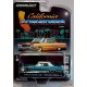 GreenMachine 1973 Cadillac Sedan deVille - en Teal avec toit blanc - California Lowriders Series 1 - 1/64 Greenlight - 63010 FGR