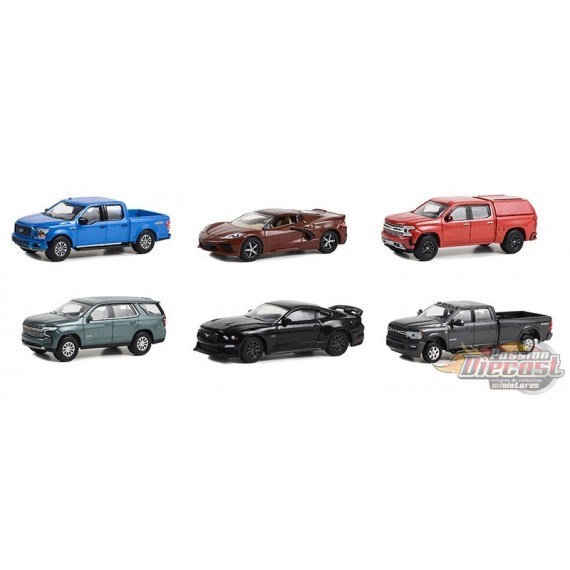 Showroom Floor Series 2 Assortment 1 64 Greenlight 68020 Passion Diecast