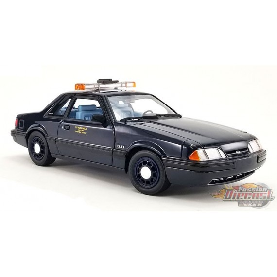 Dragon Chaser - U.S. Air Force U-2 Chase Car - 1988 Ford Mustang 5.0 SSP - 1/18 - GMP - 18975 Passion Diecast 