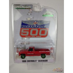 GreenMachine 70th Indianapolis 500 Mile Race - 1986 Chevrolet Silverado - Hobby Exclusive - 1/64 Greenlight - 30340GR