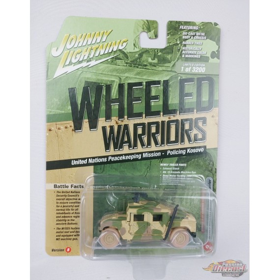 CHASE CAR M1025 HMMWV Armament Carrier HUMVEE 4-CT Armored Fastback in Battle Worn Camo - Johnny Lightning 1/64 - JLSP198 BGR