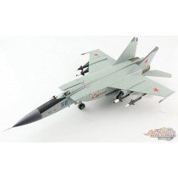 Mikoyan-Gurevich MiG-25PD Foxbat-E / Soviet Air Force 146th GvIAP, Blue 56, USSR, 1980 / Hobby Master 1:72 HA5608