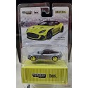 CHASE CAR Aston Martin DBS Superleggera Yellow Metallic - Tarmac Works - 1/64 - T64G-004-LGGR