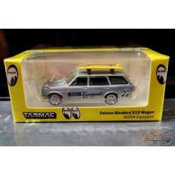 CHASE CAR Datsun Bluebird 510 Wagon Mooneyes Moon - Tarmac Works - Global 64 - 1/64 - T64G-026-ME1GR