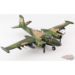 Douglas B-26K Counter Invader - USAF, no.64-17969 Special Kay, EAA AirVenture 2018 / Hobby Master 1:72 HA3227