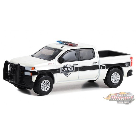 General Motors Fleet Police - 2022 Chevrolet Silverado SSV Pickup - Hot Pursuit Series 44 -1/64 Greenlight - 43020 F