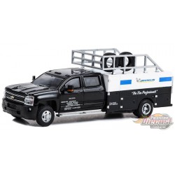 Michelin 24H Service 2018 Chevrolet Silverado 3500 Tire Service Truck - Dually Drivers Series 12 - 1/64 Greenlight - 46120 C