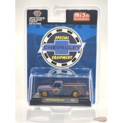 CHASE CAR 1975 Chevrolet Silverado CHEVROLET EQUIPMENT Weathered Limited Edition - M2 Machine - 1:64 - 31500-MJS44GR