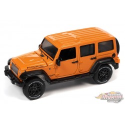 2013 Jeep Wrangler Unlimited Moab Edition in Crush Orange - Auto World - 1/64 - AWSP130 A Passion Diecast