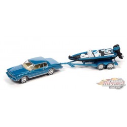 (web only) Chevrolet Monte Carlo avec Bass Boat en poly bleu vif - Truck&Trailers