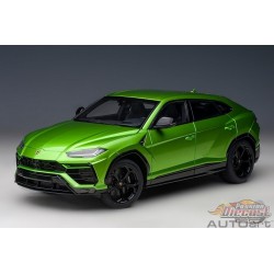 Lamborghini Urus (Verde Selvans) - Autoart - 79169 Passion Diecast