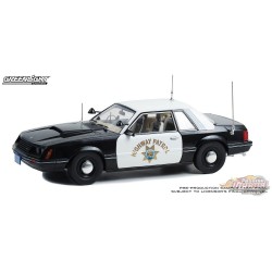 1982 Ford Mustang SSP - California Highway Patrol  - Greenlight 1/18  - 13600 - Passion Diecast 