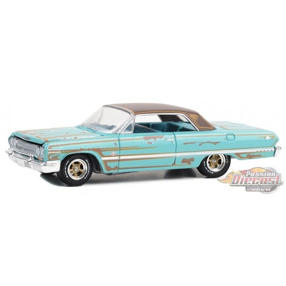 1963 Chevrolet Impala in Teal Patina California Lowriders Series 3 1 64 Greenlight 63040 B Passion Diecast