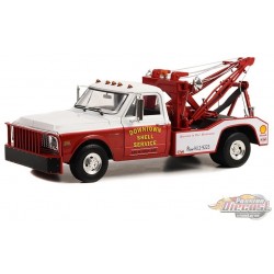 Downtown Shell Service - Service is Our Business - 1972 Chevrolet C-30 Dually Wrecker - 1/18  Greenlight - 13654