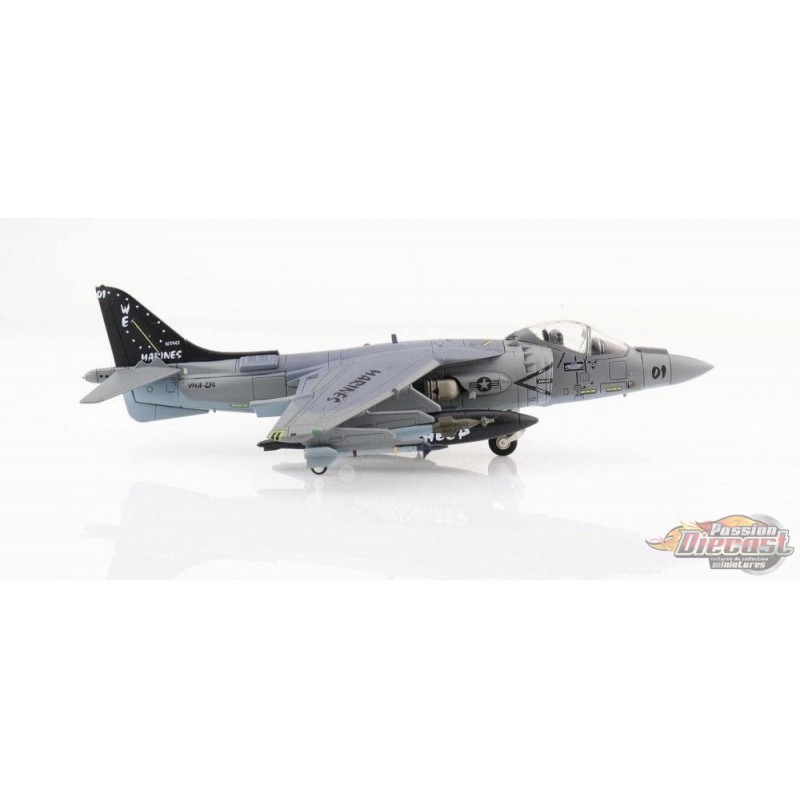 Hobby Master 1/72 HA2629 BAe AV-8B Harrier II Plus USMC VMA-214 Black