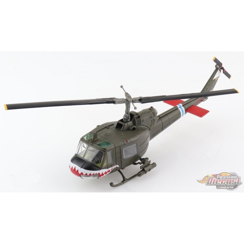 Bell UH-1C Huey - US Army 174th AHC Sharks, No.66-15045 Easy Rider ...