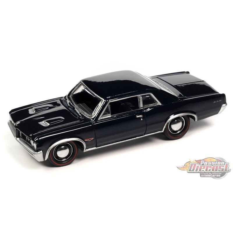 1964 Pontiac GTO in Nocturne Blue Poly - Johnny Lightning - 1/64