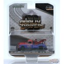 GreenMachine STP Oil Treatment - 1971 Chevrolet C-30 Dually Wrecker - Dually Drivers Series 11 - 1/64 Greenlight - 46110 BGR
