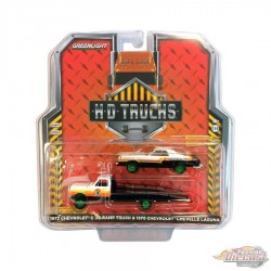 GreenMachine Armor All - 1972 Chevrolet C-30 Ramp 1976 Chevrolet Laguna - H.D. Trucks Series 23 - Greenlight  1/64 - 33230 AGR