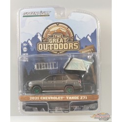 GreenMachine 2021 Chevrolet Tahoe Z71 with Rooftop Tent - The Great Outdoors Series 1- Greenlight 1-64 - 38010 EGR