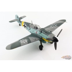 Messerschmitt Bf 109G-6 / Croatia AF 15. (kroat)/JG.52, Black 1, Mato Dukovac, Crimea, April 1944 / Hobby Master 1:48 HA8760