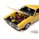 1971 Dodge Charger Super Bee dans FY1 Top Banana - Auto World / American Muscle 1/18 - AMM1315 - Passion Diecast 