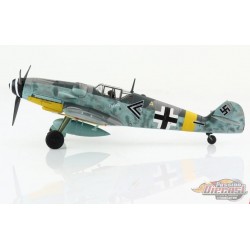 Messerschmitt Bf 109G-6 / Lufwaffe II./JG 52, Gerhard Barkhorn, Ukraine, Sept. 1943 / Hobby Master 1:48 HA8758