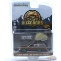 GreenMachine 1979 Ford LTD Country Squire Camp'otel Cartop Tent - The Great Outdoors Series 2 - 1/64 Greenlight - 38030 CGR