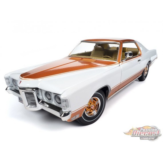 1969 Pontiac Grand Prix - Royal Bobcat in Cameo White - Auto