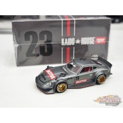 CHASE CAR Datsun Kaido Fairlady Z Motul Z V1 - Mini GT - Mijo Exclusives - 1/64 - KHMG035GR Passion Diecast