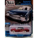 CHASE CAR 1970 Chevrolet Impala Lowrider en Astro Blue avec toit  en vinyle blanc - Auto World - 1/64 - AWSP118 BGR