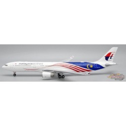 Malaysia Airlines Airbus  A330-300 / 9M-MTJ / "Negaraku"  JC Wings  1:200 -  JC2MAS0085