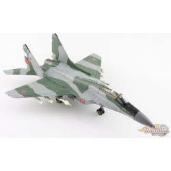 Mikoyan MiG-29 Fulcrum-A / Russia AF 960th Fighter Rgt, Red 32, Primorsko-Akhtarsk AB, Russia 1997 / Hobby Master 1:72 HA6520