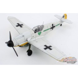 (Preorder) Messerschmitt Bf 109F / Luftwaffe Stab/JG 54 Grunherz, Otto Kath, Staraya, USSR, Dec. 1941 / Hobby Master 1:48 HA8762