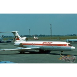 Balkan Bulgarian Airlines  Tupolev Tu-154B (Cheatline livery)  /  LZ-BTA /  Phoenix Model  1:400 - PH4LAZ2434