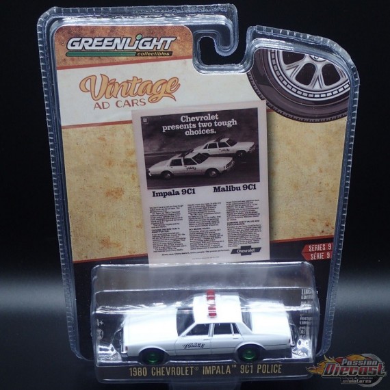 GreenMachine 1980 Chevrolet Impala Police Chevrolet Presents - Vintage Ad Cars Series 9 - 1/64 Greenlight - 39130 EGR