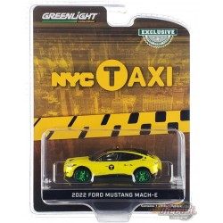 GreenMachine NYC Taxi - 2022 Ford Mustang Mach-E - Hobby Exclusive - 1/64 Greenlight - 30430GR