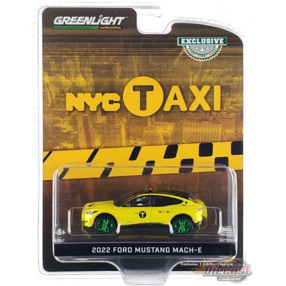 GreenMachine NYC Taxi - 2022 Ford Mustang Mach-E - Hobby Exclusive - 1/64 Greenlight - 30430GR