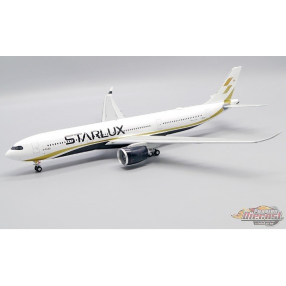 Starlux Airlines  Airbus  A330-900neo - B-58302  / JC Wings  1:200 - EW2339002