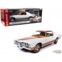 1969 Pontiac Grand Prix - Royal Bobcat in Cameo White - Auto World / American Muscle 1/18 -  AMM1316