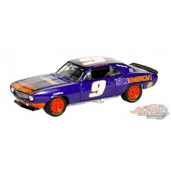 1969 Chevrolet Camaro 1er victoire de Chase Elliott Hendrick Motorsport - Hobby Exclusive - Greenlight - 1-64 - 30494