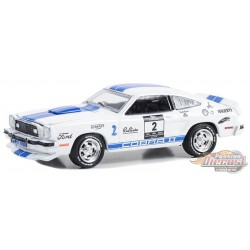 Stampede Car No.2 - 1976 Ford Mustang II Cobra II - The Drive Home to the Mustang Stampede Series 1 - 1/64 Greenlight - 13340 B
