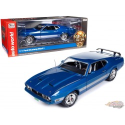 1973 Ford Mustang Mach 1 en Blue Glow - Classe de 1973 - Auto World / American Muscle 1/18 - AMM1323