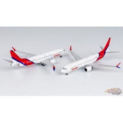 Lynx Air Boeing 737-MAX8 with Paw Prints  / C-GLYX / NG Models  1:400 / NG88028