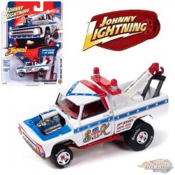 1965 CHEVY TOW TRUCK ZINGER - limited to 2496 - Johnny Lightning 1/64 - JLSP365 Passion Diecast