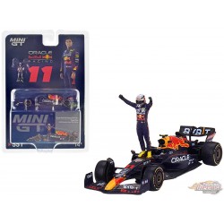 (Web Only) Oracle Red Bull Racing RB18 No.11 Sergio Pérez Gagnant du Monaco Grix 2022 - Mini GT - 1:64 - MGT00551