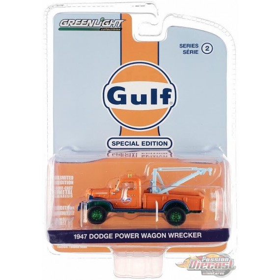 (GreenMachine) 1947 Dodge Power Wagon Wrecker - Gulf Oil Special Edition Series 2 - 1/64 Greenlight - 41145 AGR