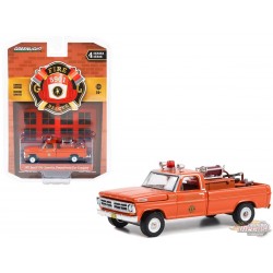 Lionville, Pennsylvania - 1972 Ford F-250 with Fire Equipment, Hose and Tank - Fire & Rescue Series 4 -1/64 Greenlight - 67050 A